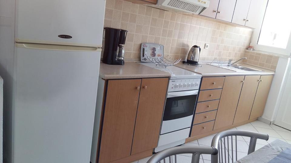 Pantheon Deluxe Apartments Архангелос Екстериор снимка