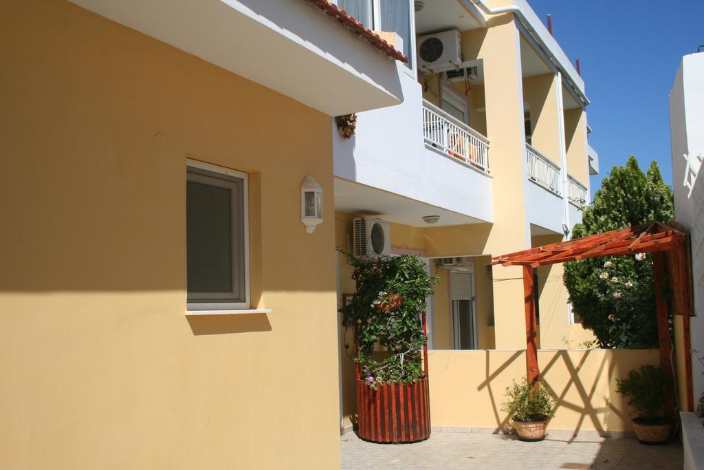 Pantheon Deluxe Apartments Архангелос Екстериор снимка