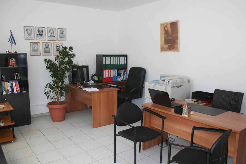 Pantheon Deluxe Apartments Архангелос Екстериор снимка